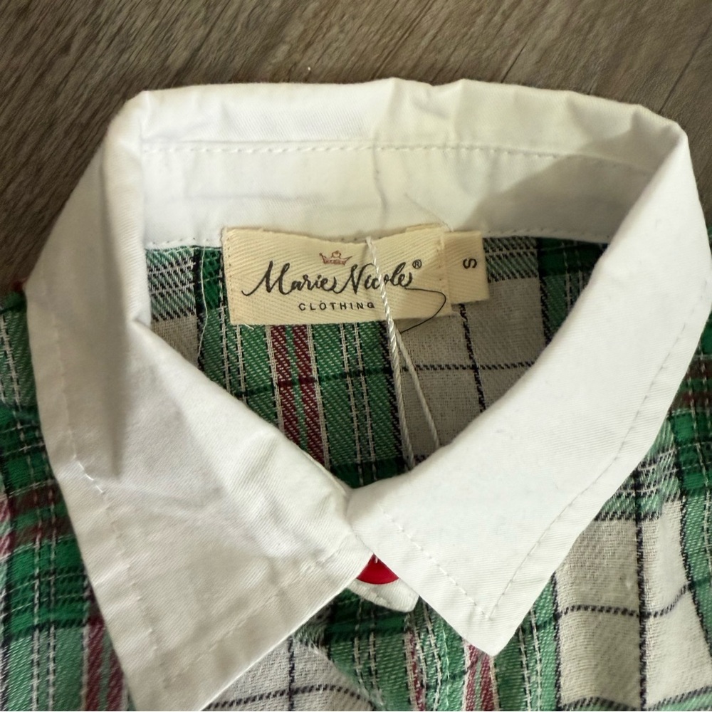 Marie Nicole Green Holiday Plaid Button Down Shirt - Picture 5 of 6